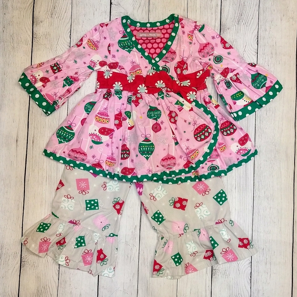 Jelly the Pug Xmas Outfit